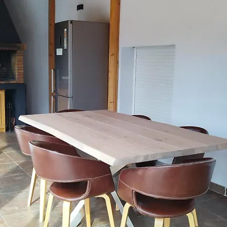 Privado Con Entrada Independiente En Caldes De Malavella Apartman