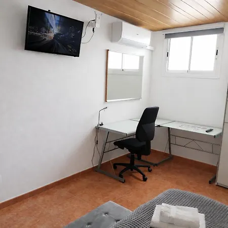 Privado Con Entrada Independiente En Caldes De Malavella Apartament